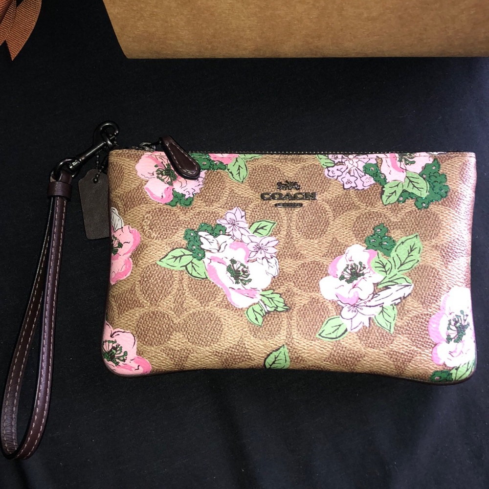 coach flower design wallet!